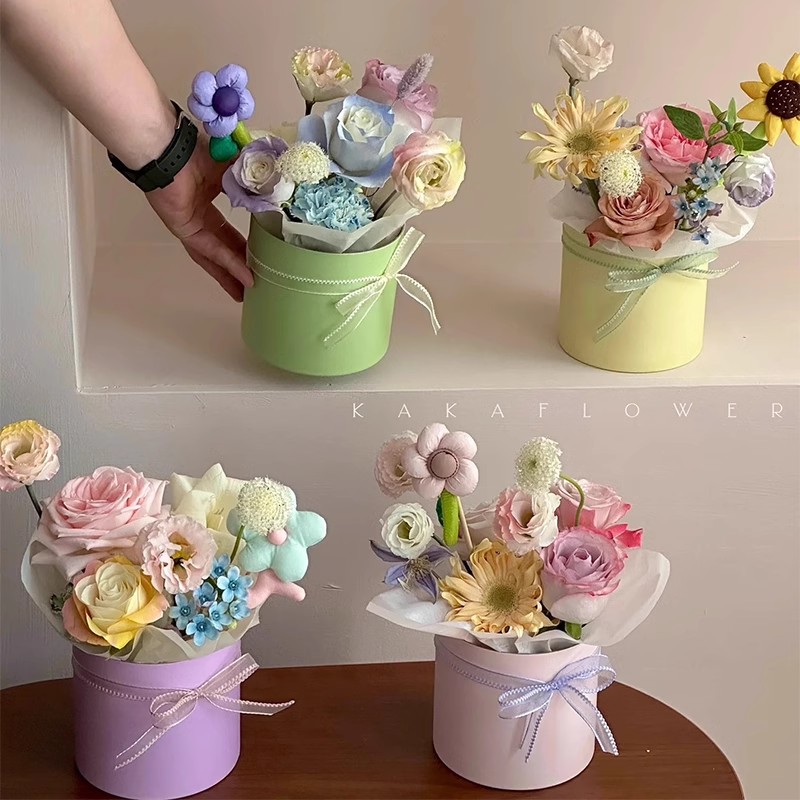 Small Flowers Packing Box Hug  - Event Party Box review and price